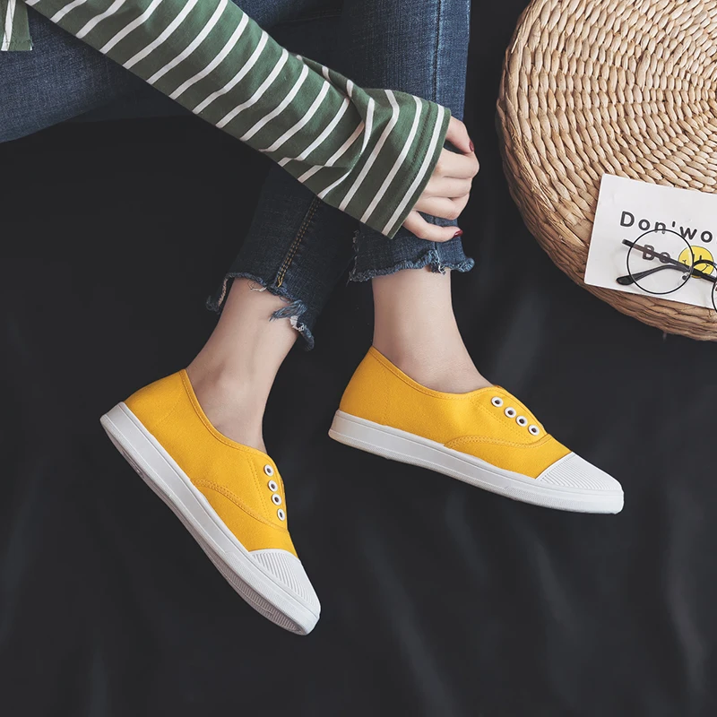 Lightweight Women Canvas Shoes Spring and Autumn Flat Female Casual Shoes Bottom Slacker Shallow Slip on Sneakers