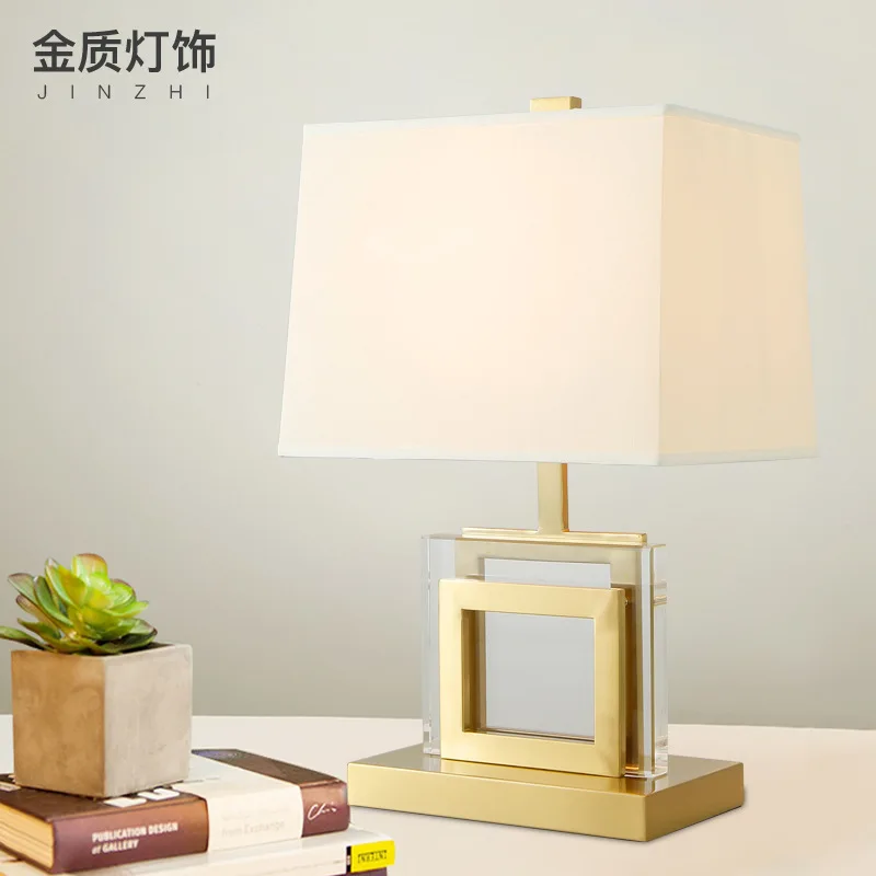 Modern Simple Luxury Table Lamps Clear Crystal Iron Table Lamps Soft Light Table Lamps for Bedroom Bedside Living Room Study