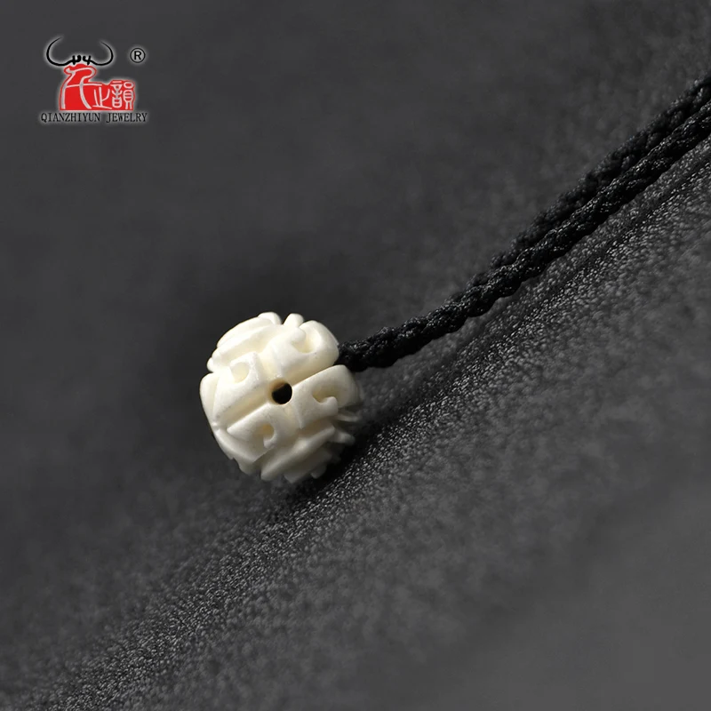 GX087 Hot Sale New Zealand Maori handmade jewelry Trendy flowers necklace women yak bone pendant necklaces of surfing