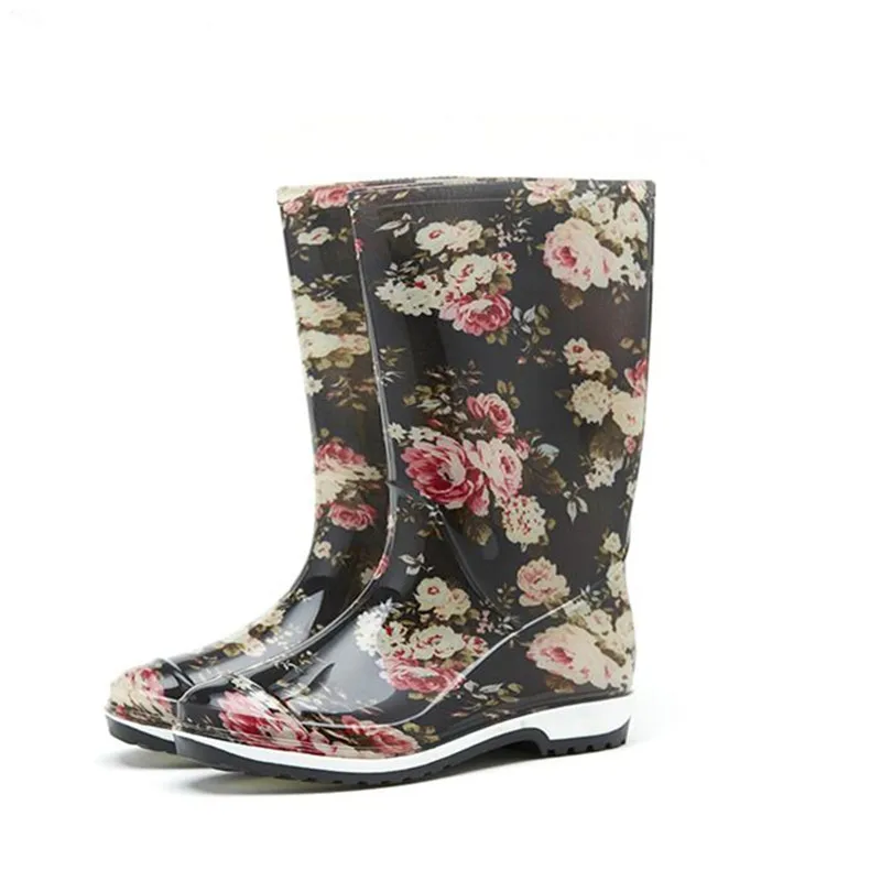 Rouroliu Women PVC Rain Boots Winter Anti-slip Warm Plush Floral Rainboots Waterproof Water Shoes Woman Wellies RS26