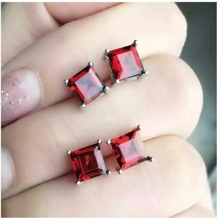

Garnet earring Free shipping Natural real garnet 925 sterling silver earrings 6*6mm