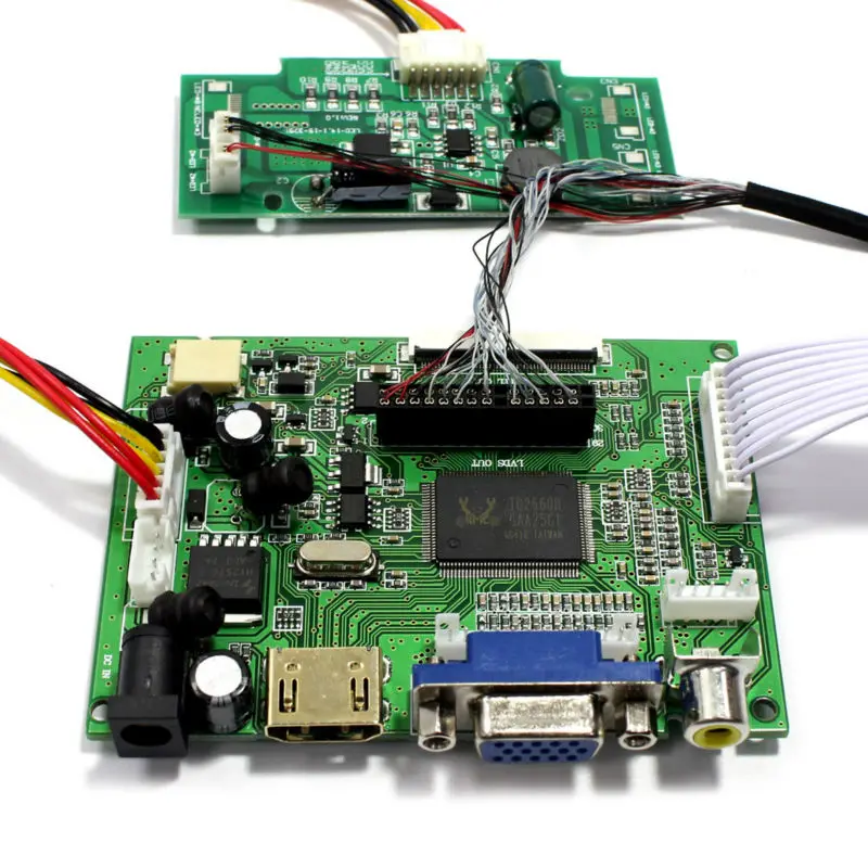 Hd mi vga 2AV lcdコントローラボードの仕事のための15.4インチLP154WE3-TLA1 LP154WE3-TLA2 1680 × 1050 40pin lcdパネル
