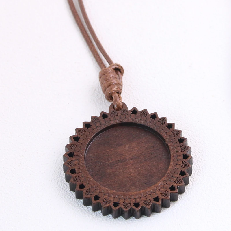 1pcs 25/30mm  Inner Size Wood Cabochon Settings Blank Cameo Pendant Base Trays With Leather Cord For Jewelry Necklace Making