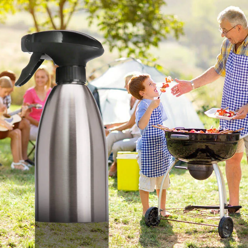 Stainless Steel Spray Oil Can Outdoor Dinner Cooking Tool Spray Type Oil Bottle Kitchen Utensil Oil Container BBQ Tool 1pcs