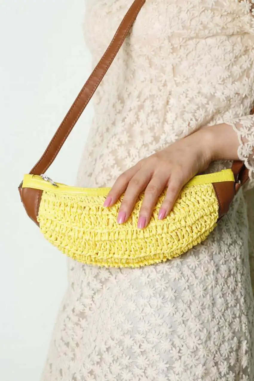 New banana Messenger bag fruit hand woven bag cute Kawaii straw bag national wind fashion retro holiday beach sandbags