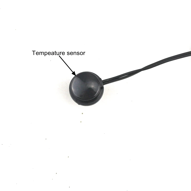EC30 Car Thermometer 3 in 1 Digital Clock Voltage Temperature Meter Thermometer Clock Voltmeter with Temperature Sensor