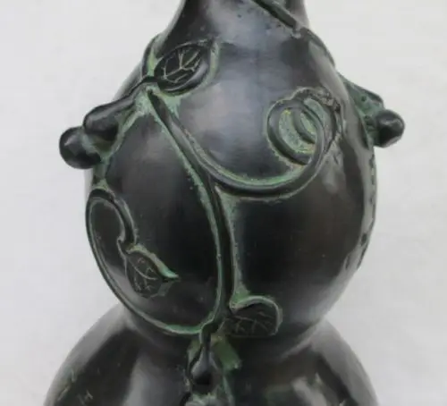 Elaborate Interesting Chinese copper collection gourd-shape pot / bottle