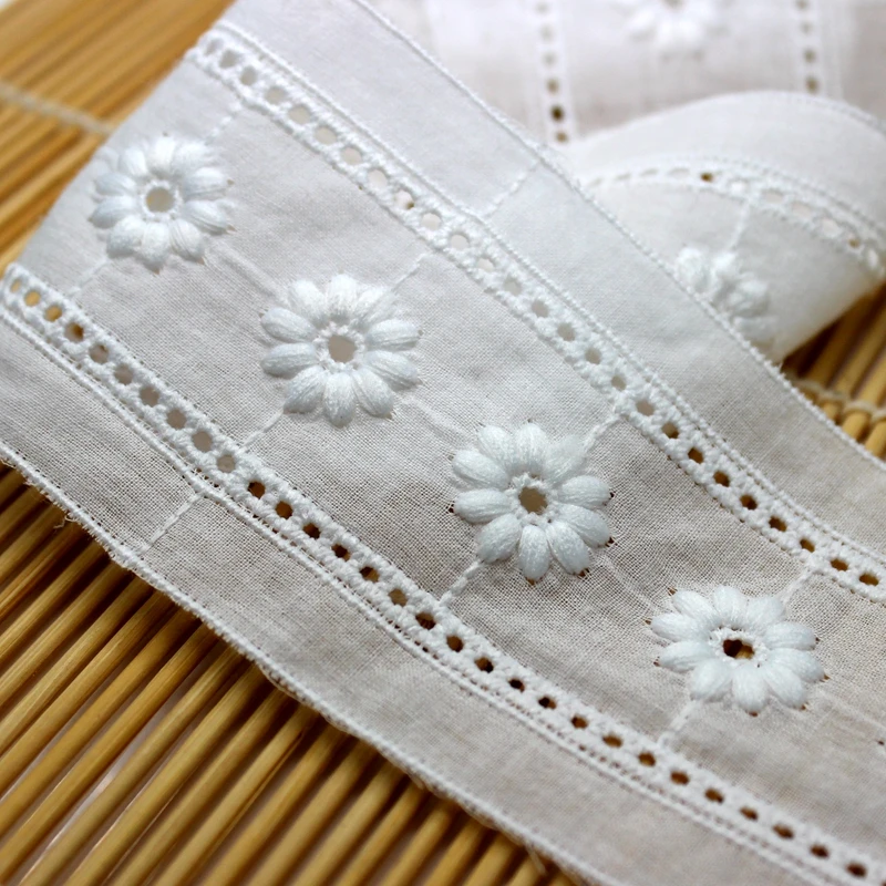 3 Meter 6.2 CM White 3D Embroidered Flower Lace Trims Costume Ribbon Applique Cotton Home Textiles Sewing Lace Fabric Cusack