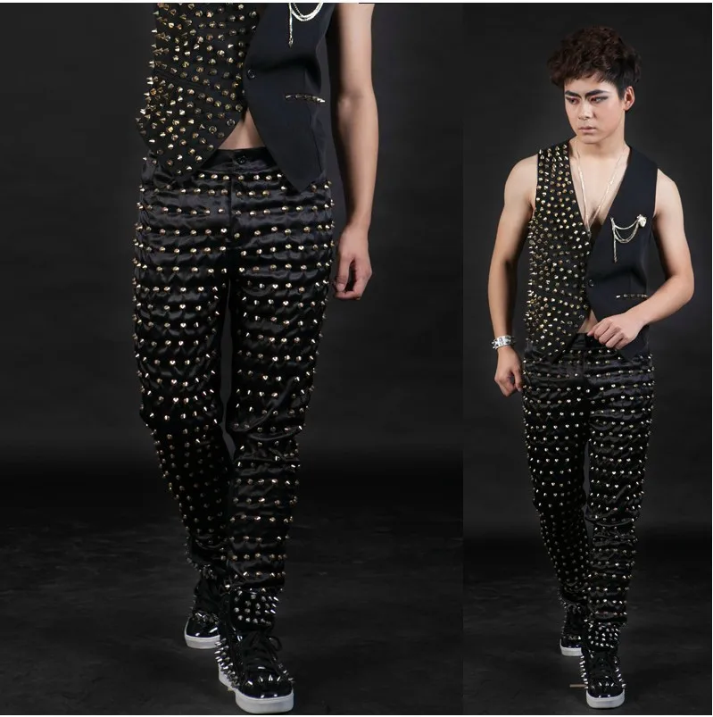 2023 New Brand Fashion Men\'s Bar Nightclub Singer Slim Gold Rivets And Silvery White Hedgehog Trousers Tide Men Leather Pants