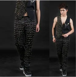 2023 New Brand Fashion Men's Bar Nightclub Singer Slim Gold Rivets And Silvery White Hedgehog Trousers Tide Men Leather Pants