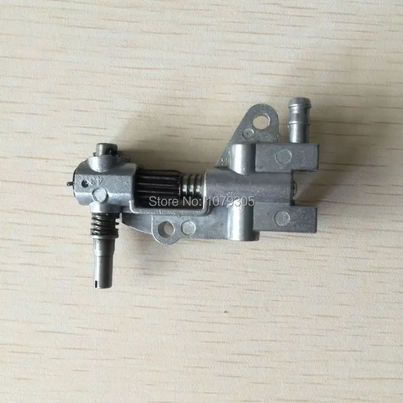 

10PCS 45/52/58cc 4500 5200 Chainsaw Oil Pump Assy.