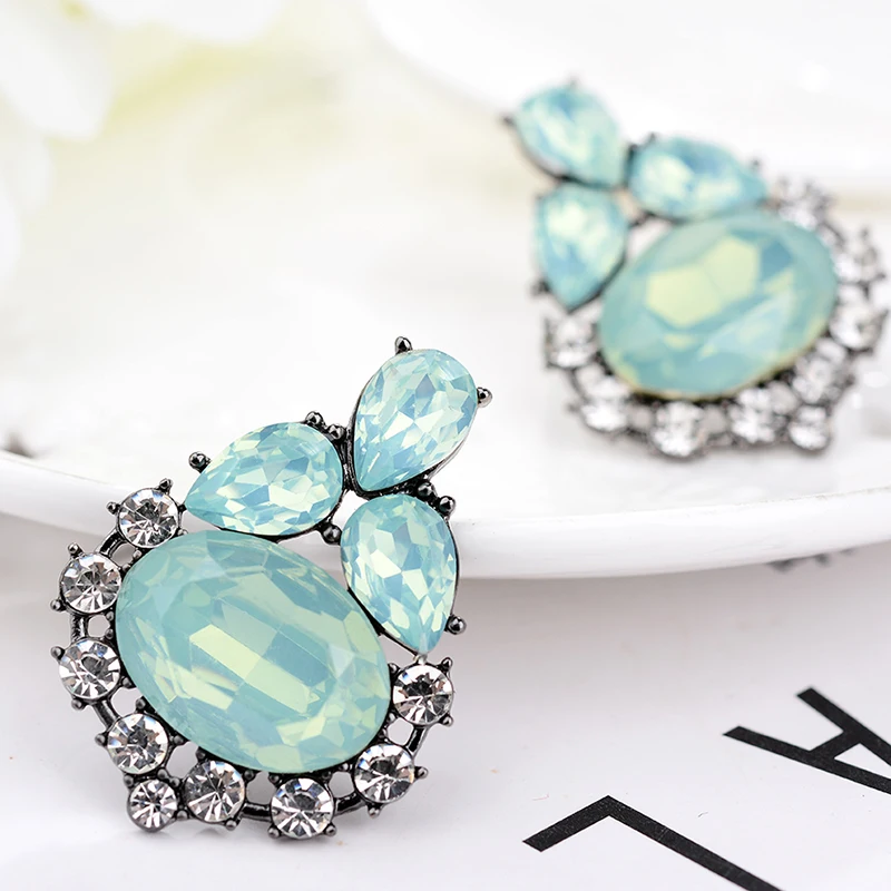 2019 Brand New Elegant Crystal Earrings Opal Stone Stud Earrings Christmas Party For Women Trendy Hematite Women Earrings