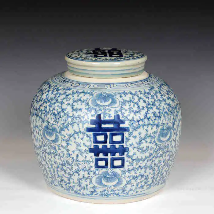 Jingdezhen ceramic temple jar Antique Porcelain blue and white antique chinese porcelain jar