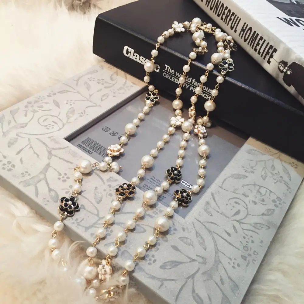 Korean  Winter Flower Sweater Chain Long  Pearl Necklace Pendant  Jewelry