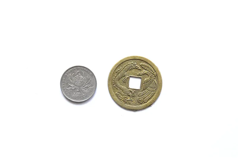 10PCS 38mm Brass Chinese Ancient Feng Shui Lucky Coin Good Fortune Dragon and Phoenix Antique Wealth Money Collection Gift