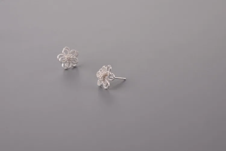 New Style Fashion Silver Color Hollow Flower Stud Earrings For Women Jewelry Pendientes Brincos Fashion Jewelry