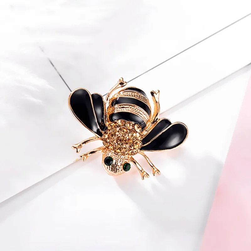 Bee Brooches Enamel Esmalte Broches  Color Champagne Rhinestone Hijab Pins juego de tronos Halloween joyas High Quality