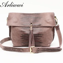 Arliwwi Brand women's genuine leather cross body handbags new arrival cowhide small serpentine embossed messenger bag GY18