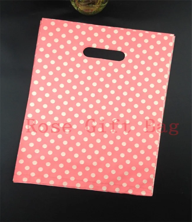 Wholesale 50pcs/bag White Round Dots Pink Plastic Bags 25x35cm Shopping Jewelry Packaging Bags Plastic Gift Bag With Handle