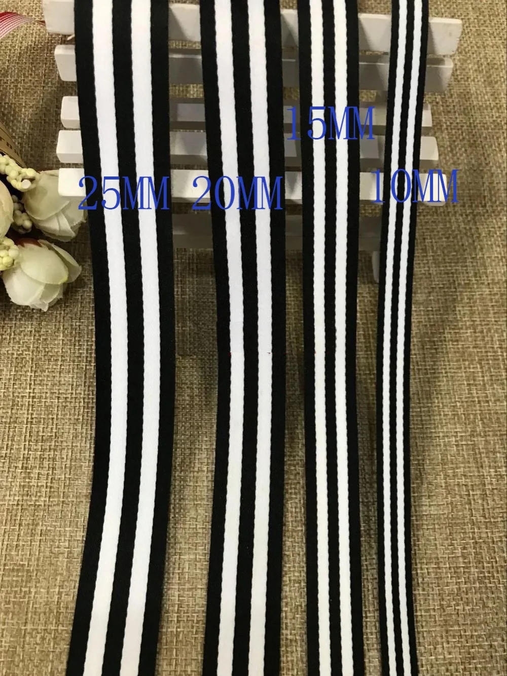 Hot 25MM Black and White bottom White stripe grosgrain ribbon DIY clothing sewing fabric supplies backpack Accessories ruban