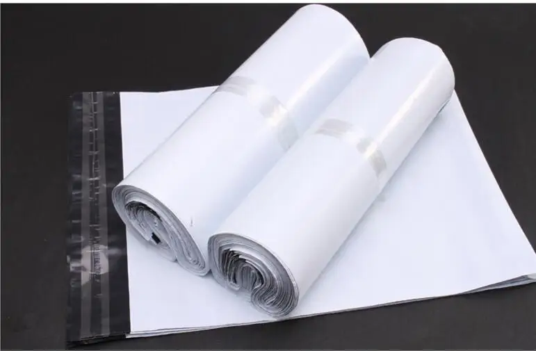 

32*45cm White Plastic Envelope Self-seal Adhesive Courier Storage Bags Mailer Shipping Bags 100pcs/lot Free shipping
