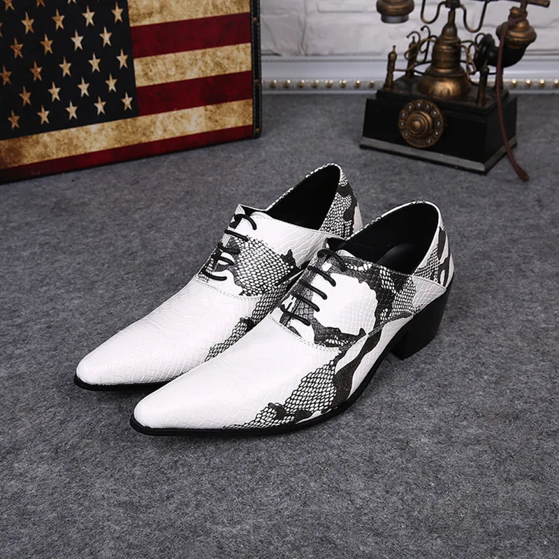 Choudory New Arrival Men Patent Leather rivets Shoes Slip On Metal Toe Pointy Gold Dress Shoes Luxury Wedding Shoes