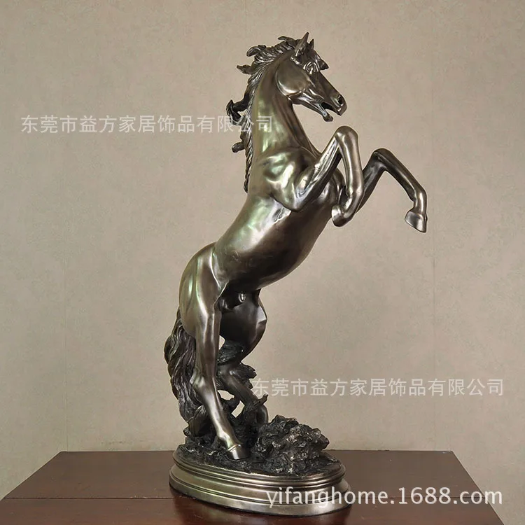 Resin crafts imitation bronze horse sculpture high-grade copper ornaments hotel opened housewarming gift ornaments