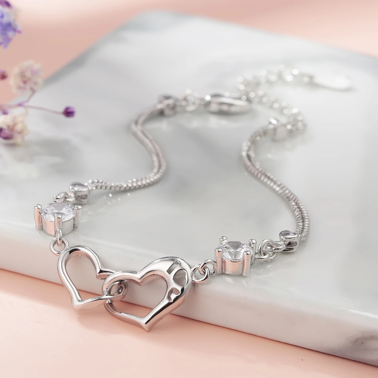 New Year Zircon Women\'s Chain Heart Bracelet