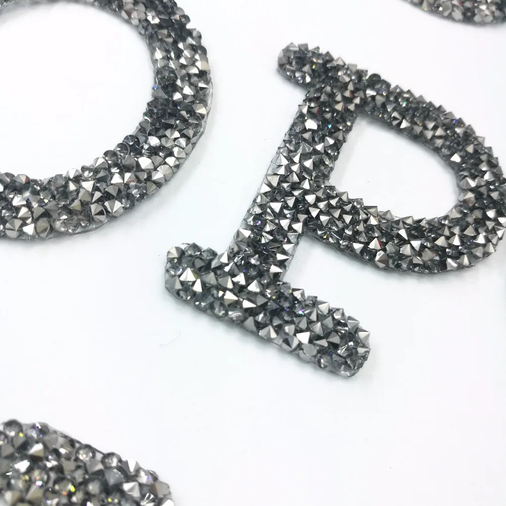 26 glass Rhinestone English Alphabet Letters Strass Iron On Patch For Clothing Badge Paste For Clothes Hat Bag Pant shoes