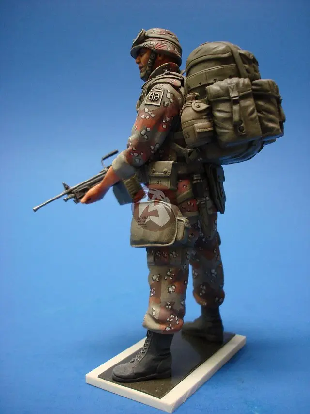 도색되지 않은 키트 1/16 120mm 톱 군인 미국 사막 폭풍 기본 그림 없음 역사적인 수지 그림 미니어처 장난감