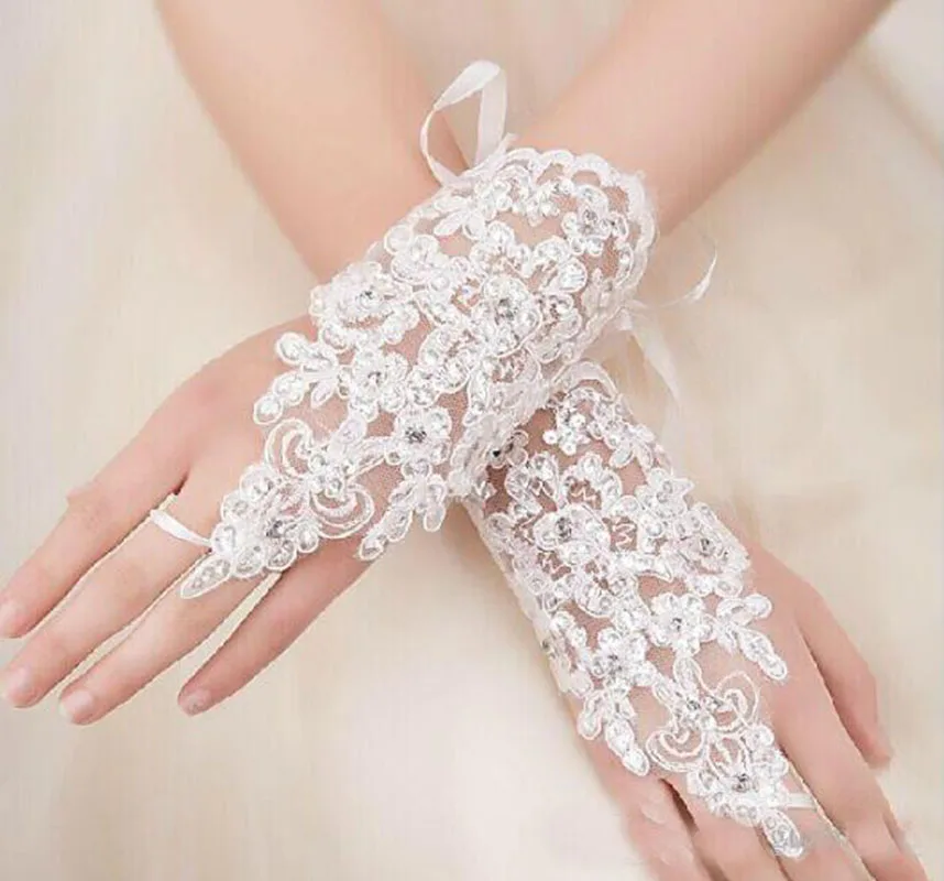 Longueur du poignet sans doigts avec ruban, appliques de dentelle, perles, gants pour patients, accessoires de mariage, pas cher, en stock, offre spéciale, nouveauté