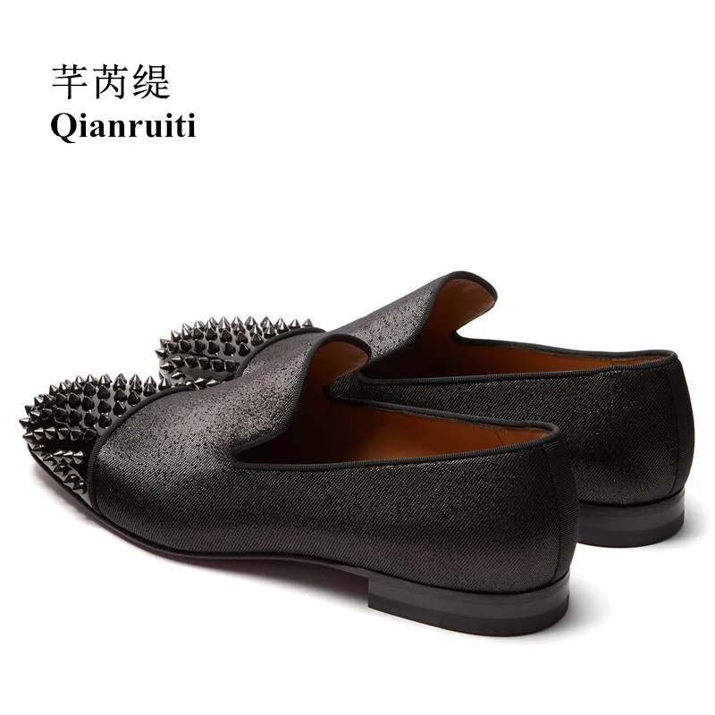 

Qianruiti Men's Spike Shoes Slip-on Loafers Italy Street Smoking Shoes Rivet Flats for Men EU39-EU46 Customized color