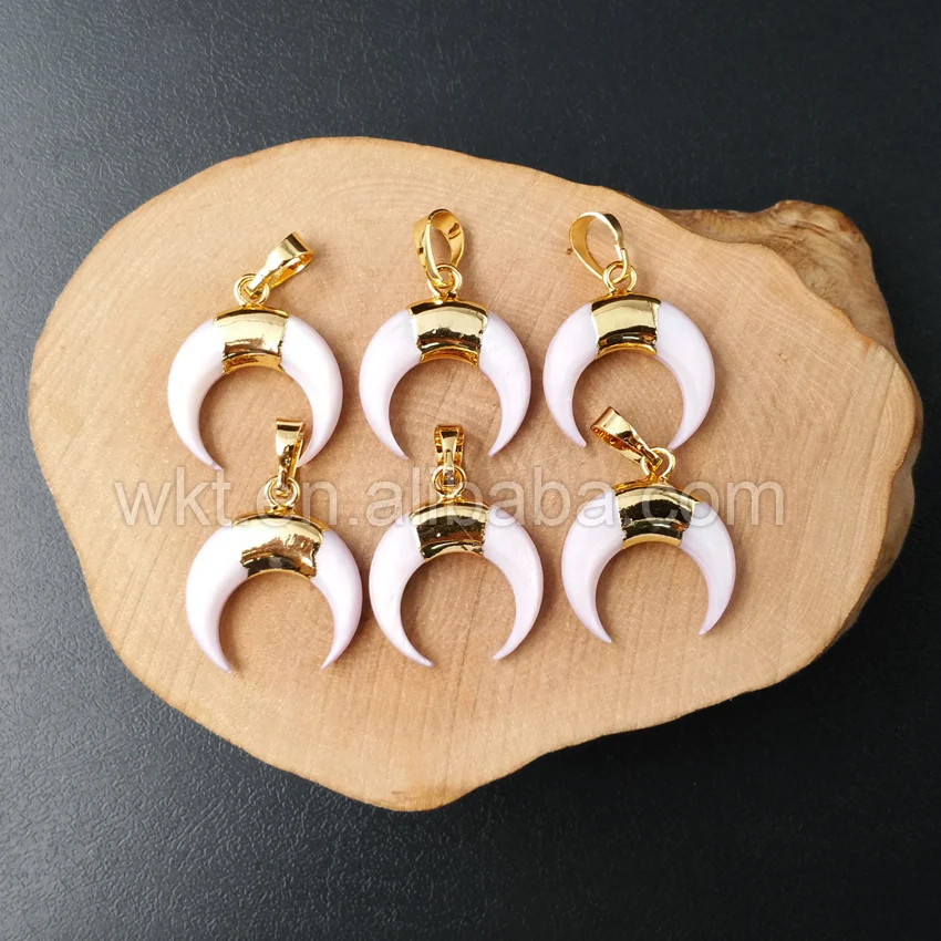 

WT-P960 Small Size Natural White Pearl Shell Crescent Horn Pendant 24k Gold Color Plated Charming Jewelry Making High Quality
