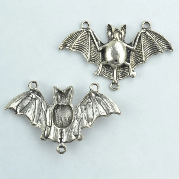 5pcs Charms bat metal handmade Craft pendant making fit,Vintage Tibetan Silver ,DIY for bracelet necklace 47*30*5mm D509