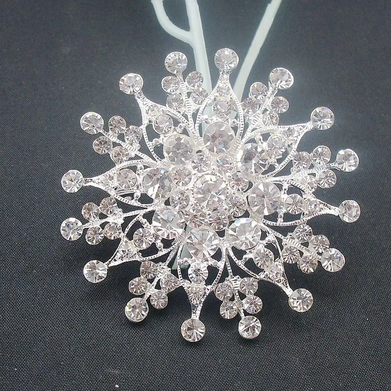 Women Brooch Elegant Vintage Rhinestone Snowflake Flower Style Pin Brooch for Women Sparkling Star New Fashion  Item No.: BH7519