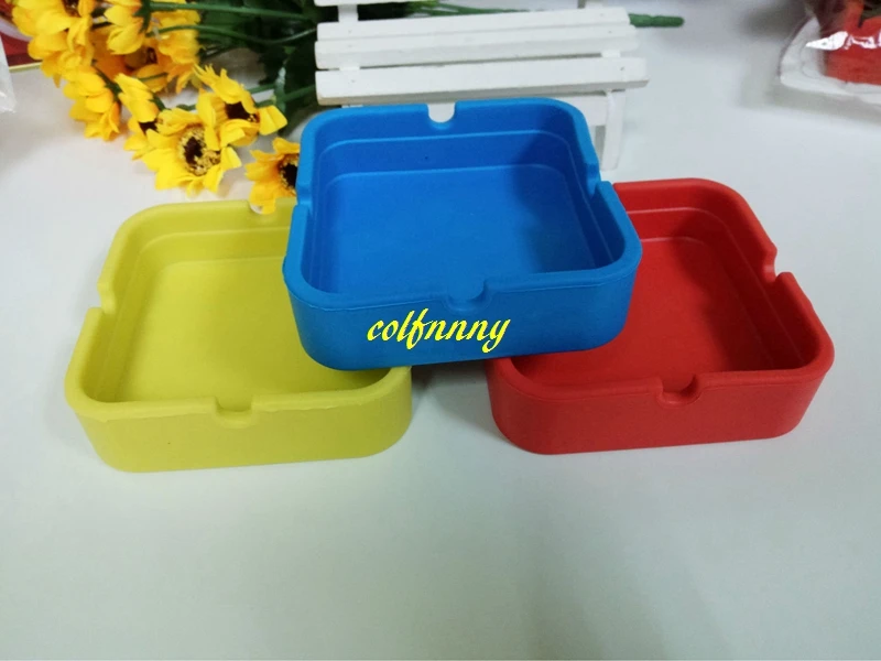 

200pcs/lot Fast shipping 8x8cm Portable Rubber Silicone Soft Eco-Friendly Square Ashtray Ash Tray Holder 6 colors