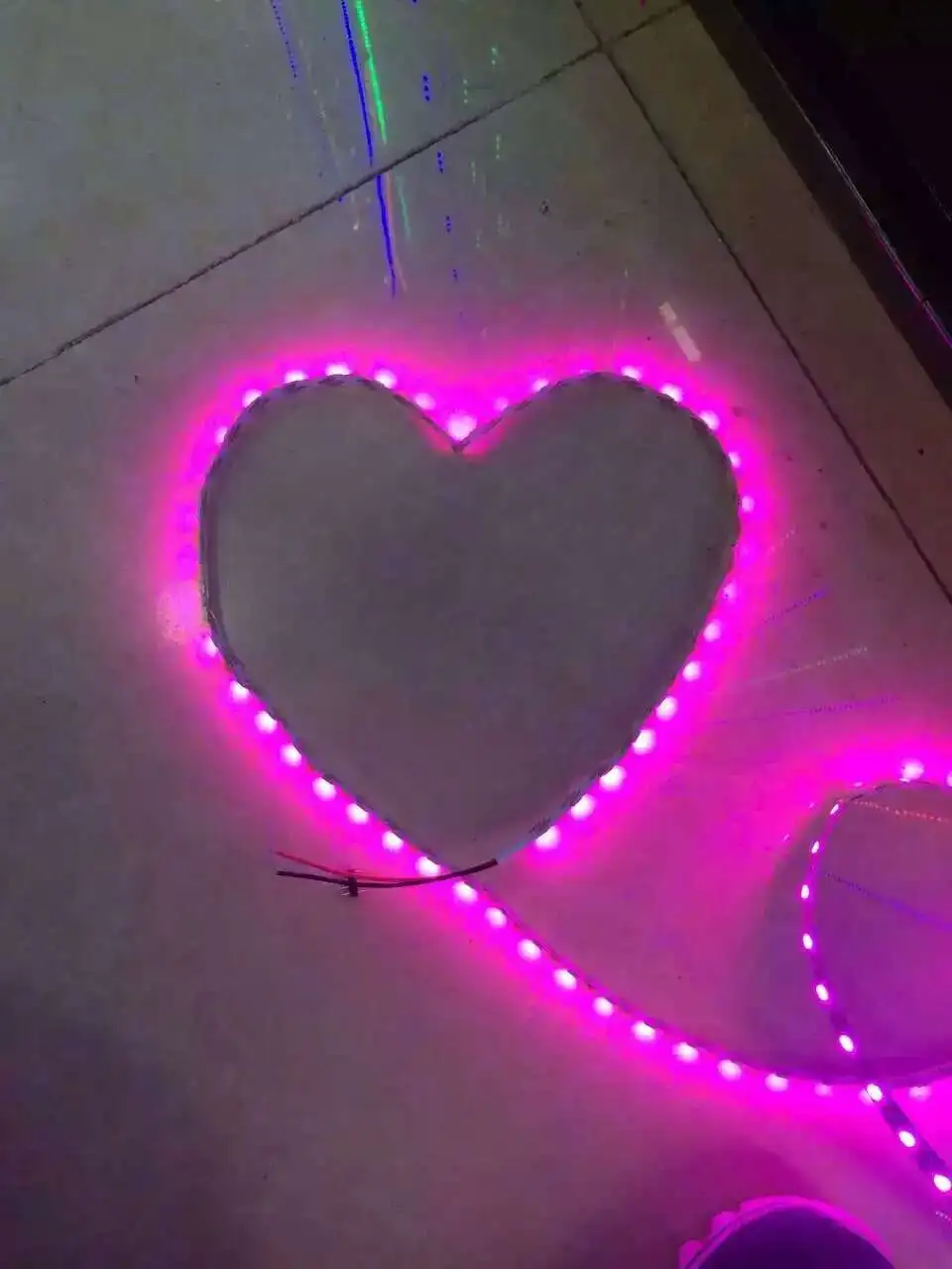 

5 meters 300 LED pink Waterproof IP65/no-waterproof SMD 5050 led strip Dc12v 60LED/m Flexible Strip Light Decorative LED tape