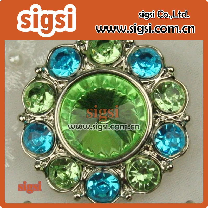 popular green crystal acrylic rhinestone button for decor