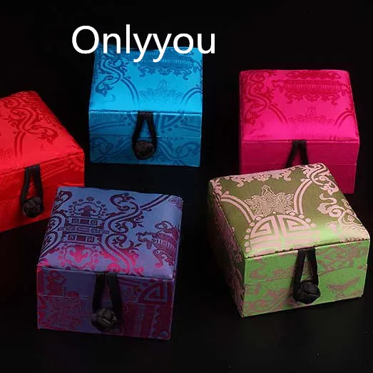 Natural Mulberry Silk Chinese Gift Box Square Decorative Wooden ring Storage Box High End Luxury Jewelry Packaging Box 9x9x6 cm