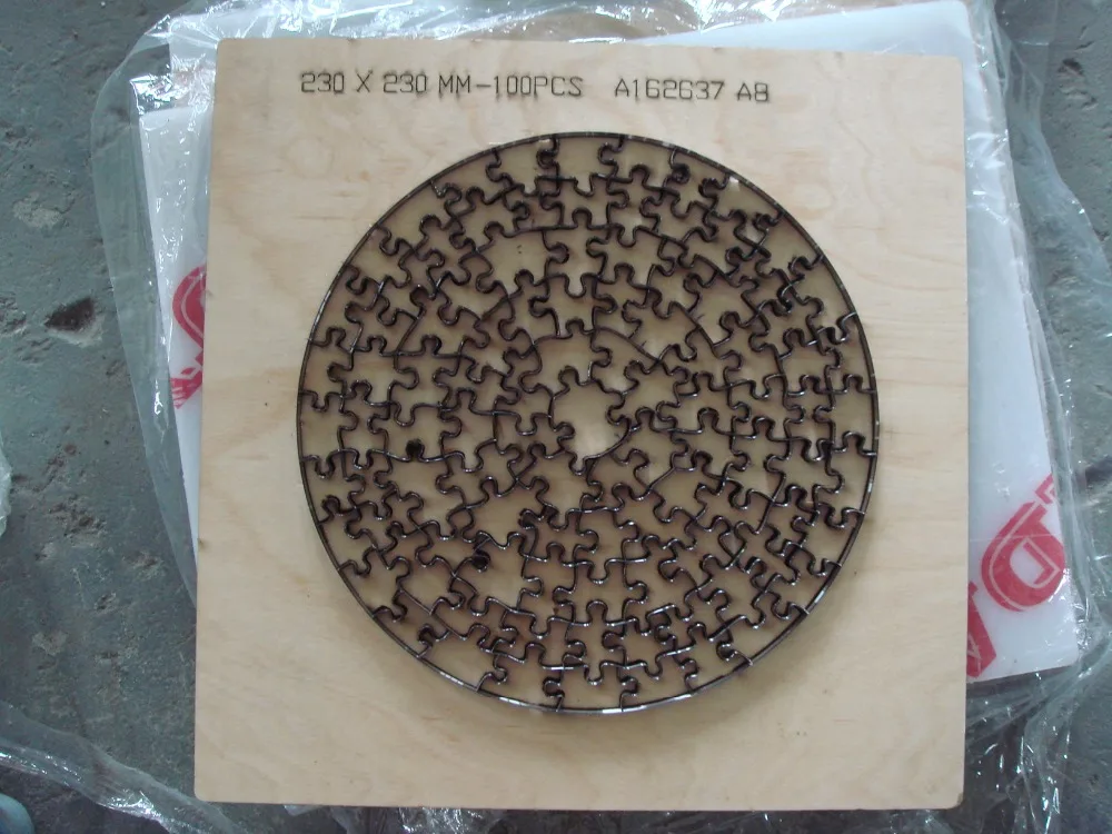 jigsaw puzzle die Circle 23x23cm-100pcs Unique design