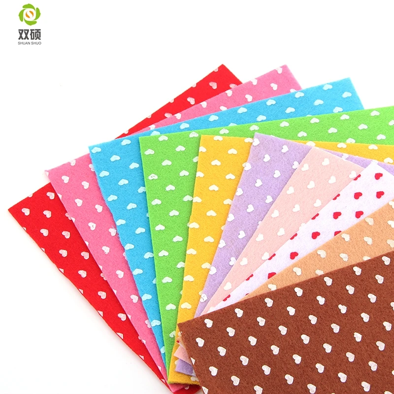 Print Heart Polyester Felt Fabric Cloth DIY Handmade Sewing Home Decor Material Thickness 1mm Mix Colors 15x15cm 10pcs/lot