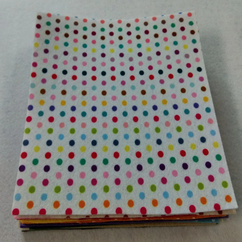 Printed Felt Fabric Polka dot 25 MIX COLORS DIY non-woven felt 14cm X 14cm handcraft For DIY sewing decoration