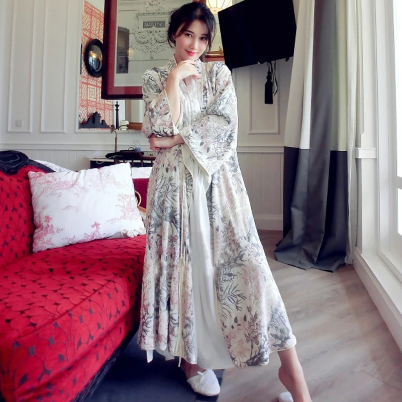 Hanxiuju High Quality Floral Silk Velvet Embroidered Luxury Robe For Women Long Sleeve Elegant Nightgowns Female Long Sleepwear