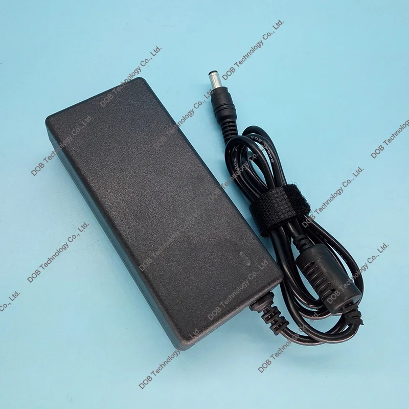 

20V 3.25A AC Adapter Battery Charger for Fujitsu Lifebook AH531 AH530 AH532 AH550 AH512 L7300 L7320 A512 A532 G74 laptop adapter