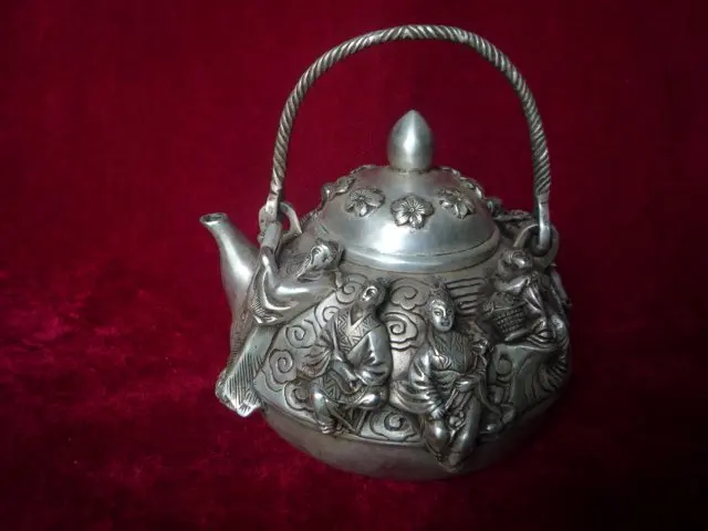 

Rare Old Qing Dynasty silver teapot,8 fairies,free shipping