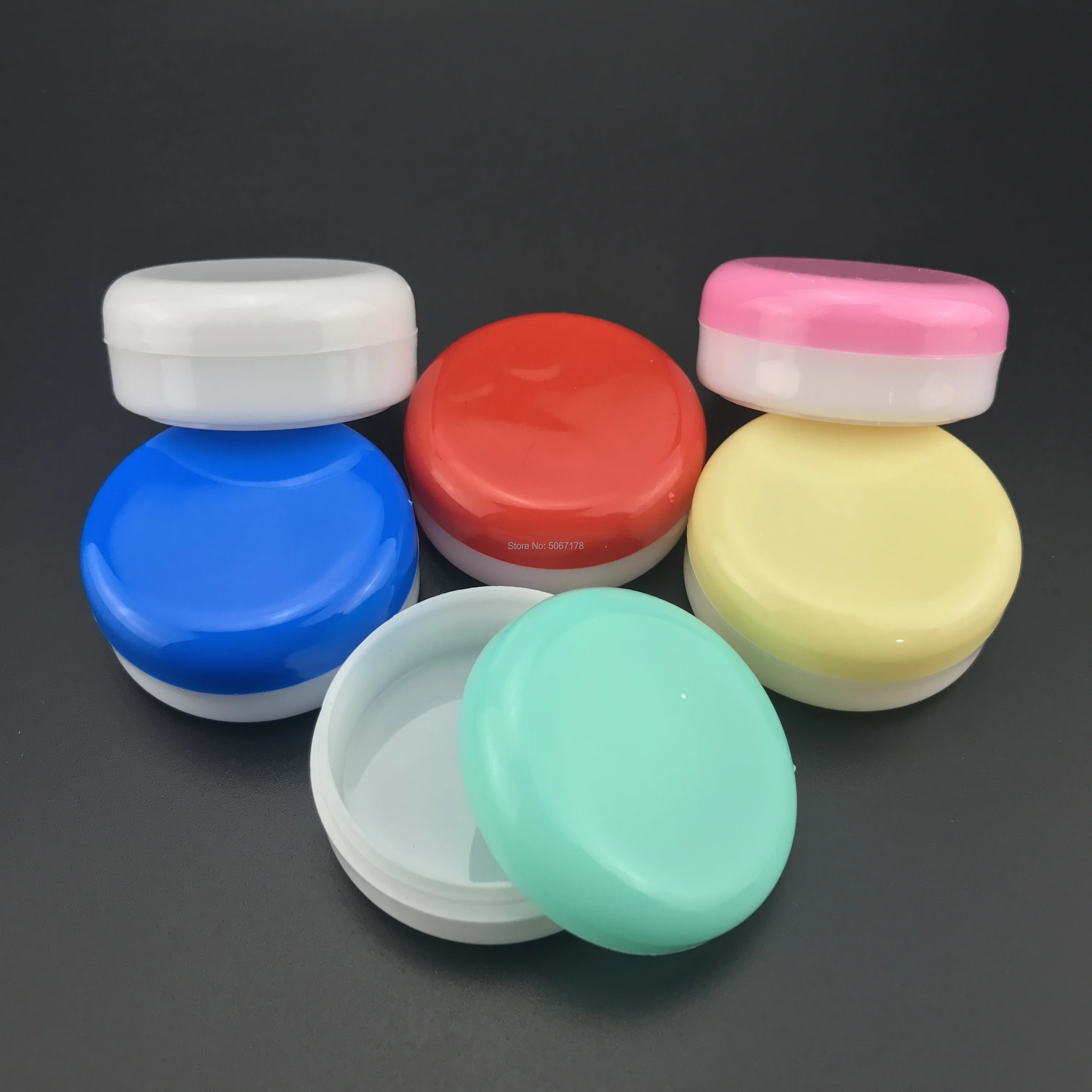 100pcs/lot 15g Cosmetic Sub Travel Bottles Plastic Mini Empty Makeup Cream Container Pot Jar Refillable Bottles Jar Travel