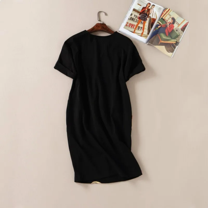 Mode Casual Streetwear Frauen Stickerei Pailletten Kleid Sommer Kurzarm V-ausschnitt Lose Kleider Mädchen Harajuku T-shirt Kleid