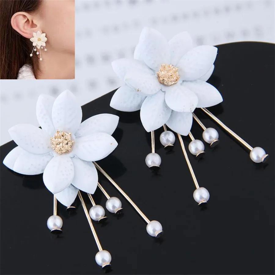 New Zinc Alloy Trendy Plant Women Dangle Earrings Petal Pearl Sweet Earrings Flowers Earrings For Women Drops Earrings