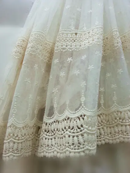 Ivory Lace Fabric, Vintage Embroidered Tulle Lace Fabric Home Decors