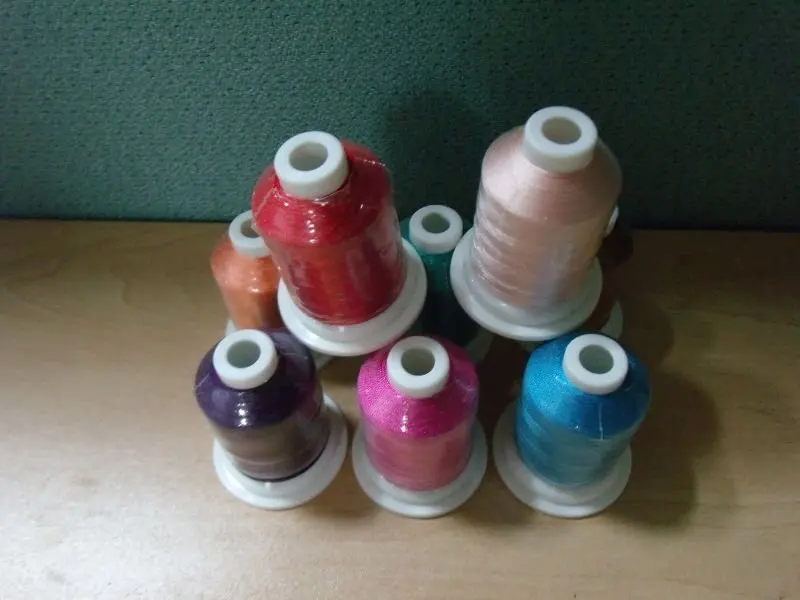 1100 Yards  high quality polyester embroidery thread with free shipping